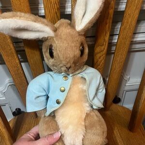 Eden Toys Vintage Peter Rabbit 🐰 with velvet Coat.